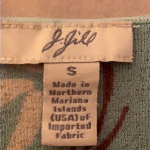 Flowered top - Picture 3 of 4